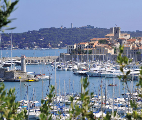 vignette En prépayant dès maintenant, profitez d'un tarif préférentiel si vous séjournez dans plus de 20 jours à l’Hôtel Baie des Anges !